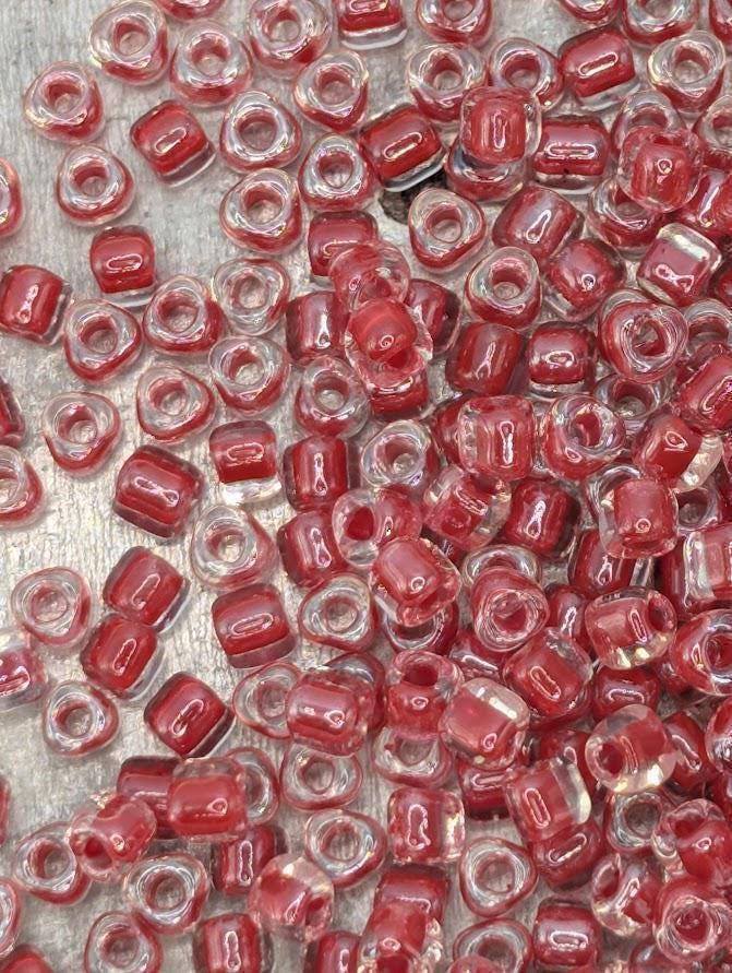 Crystal/Red Inside Color Lined | Triangle Size 8/0 | Miyuki | 15g Pkg