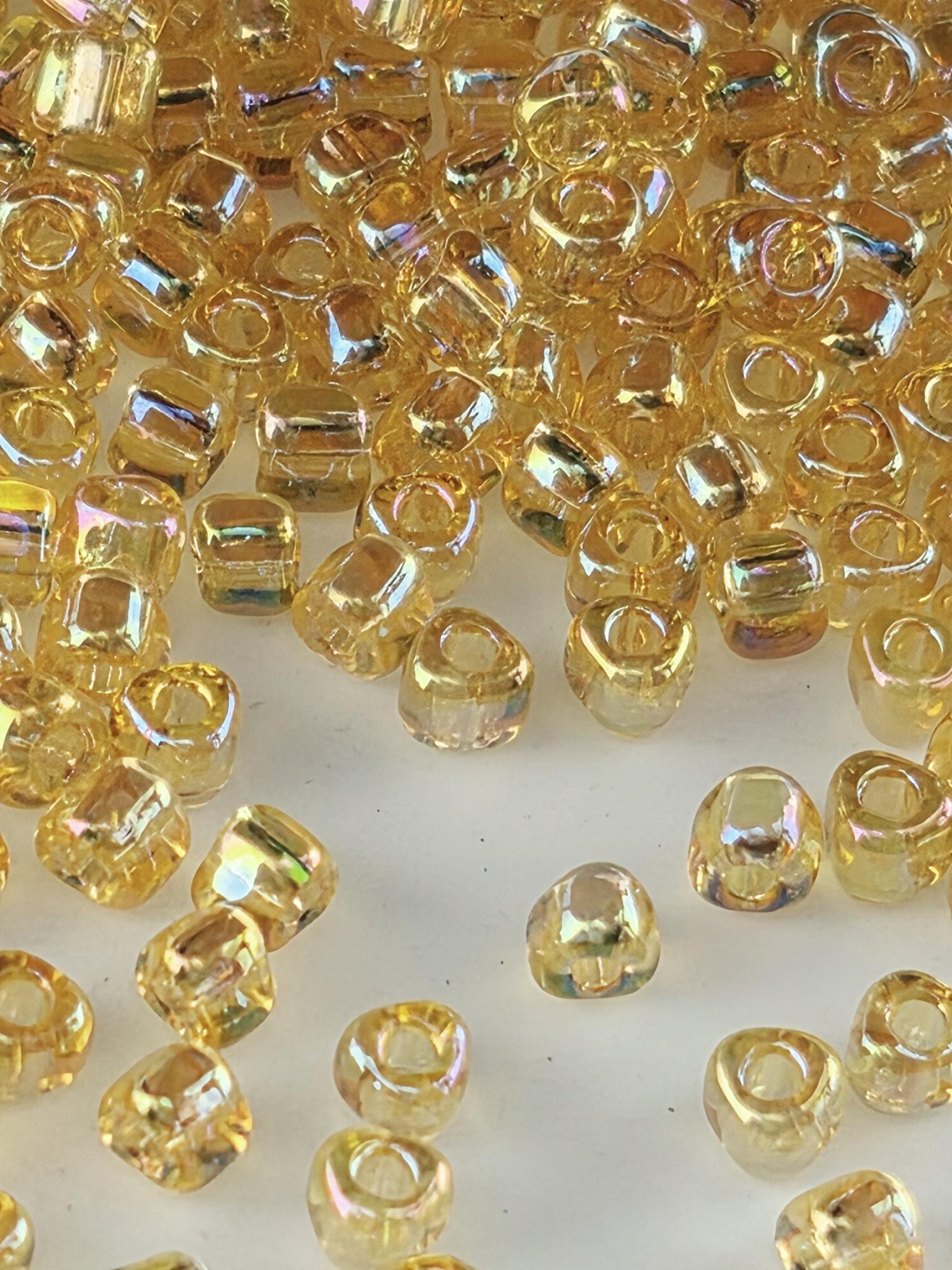 Light Gold Translucent Rainbow | Triangle Size 8/0 | Miyuki | 15g Pkg