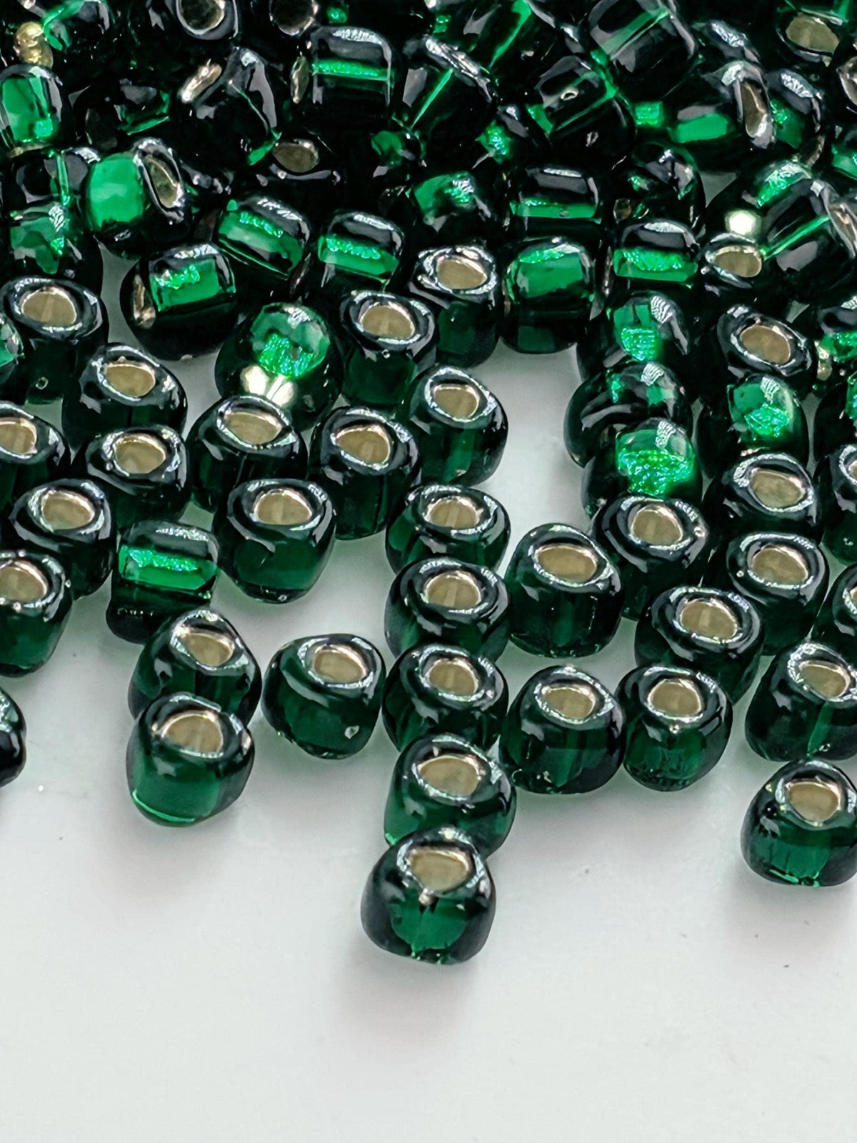 Miyuki Triangle Beads, Emerald Green Silver Lined | 8/0 Size | 15g Pack