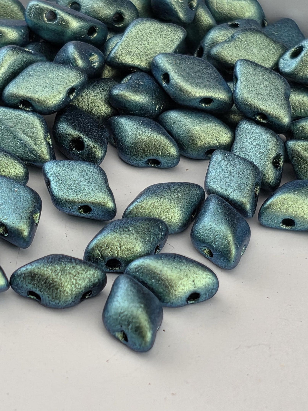 GEMDUO 8 x 5mm Polychrome - Aqua Teal 2.5 Tube