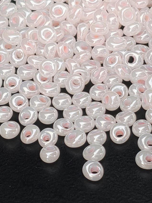 TOHO Magatama 3mm Tube 2.5" : Ceylon Innocent Pink