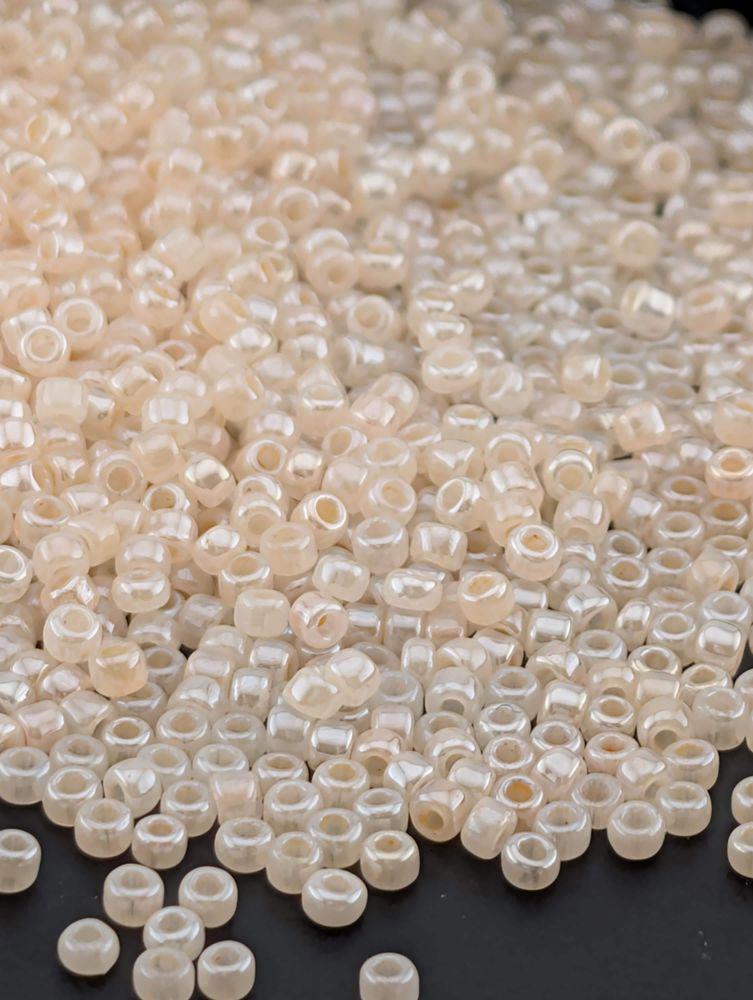 Matsuno Seed Bead Set, Pastel DIY Jewelry Supply | 10 Opaque Colors | 11/0 Size