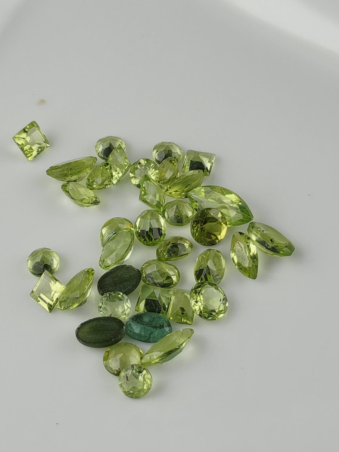 Peridot Lot 15 Carats, Loose Faceted Green Peridot Parcel Mixed Shapes, Natural August Birthstone Destash Jewelry Supply