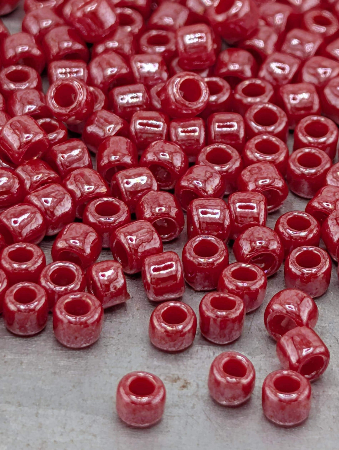 Toho Round Beads, Opaque-Lustered Cherry | 8/0 | 8g Pack