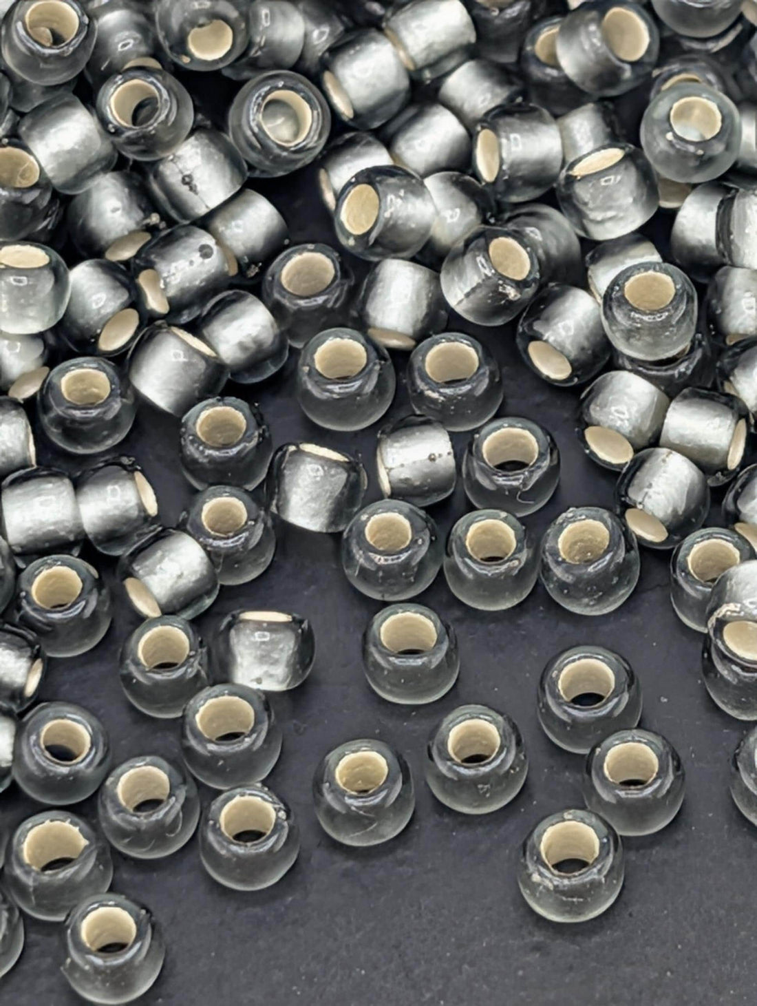 Toho Round Beads, Frosted Gray | 8/0 | 8g Pack