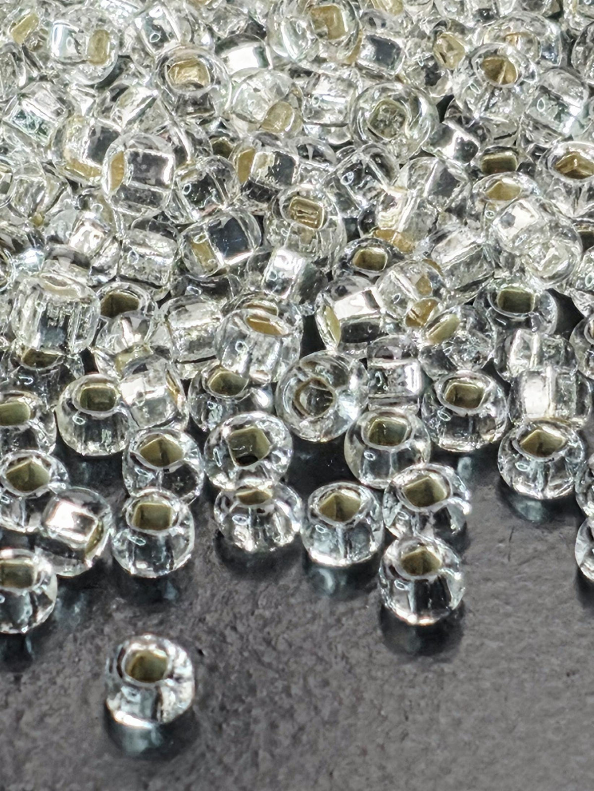 Crystal Transparent Silver Lined Rocaille | 8/0 | Miyuki - 15g pkg