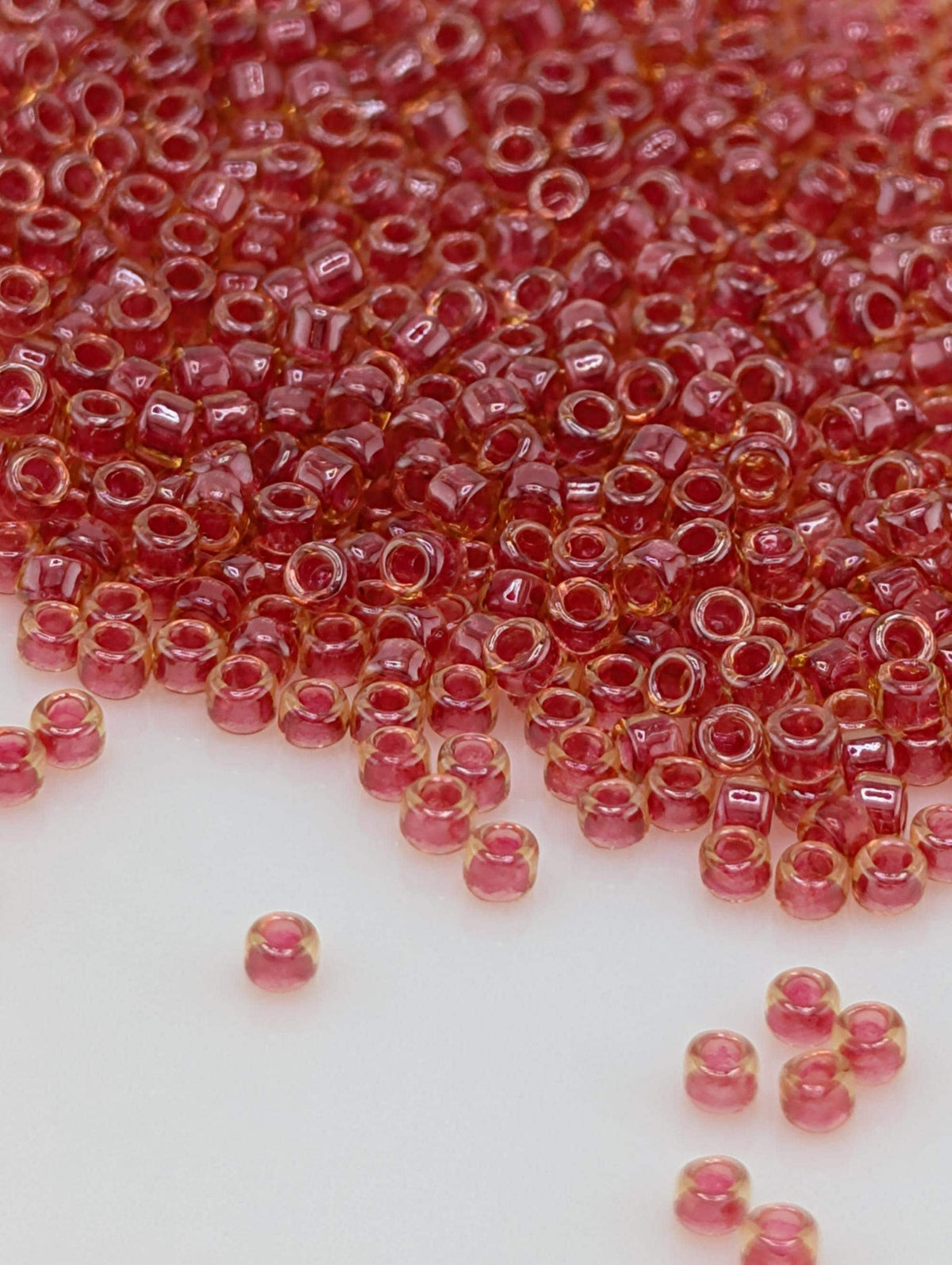 Japanese Glass Seed Beads, Light Topaz - Inside-Color Pomegranate-Lined | Size 15/0 | 2.5" Tube