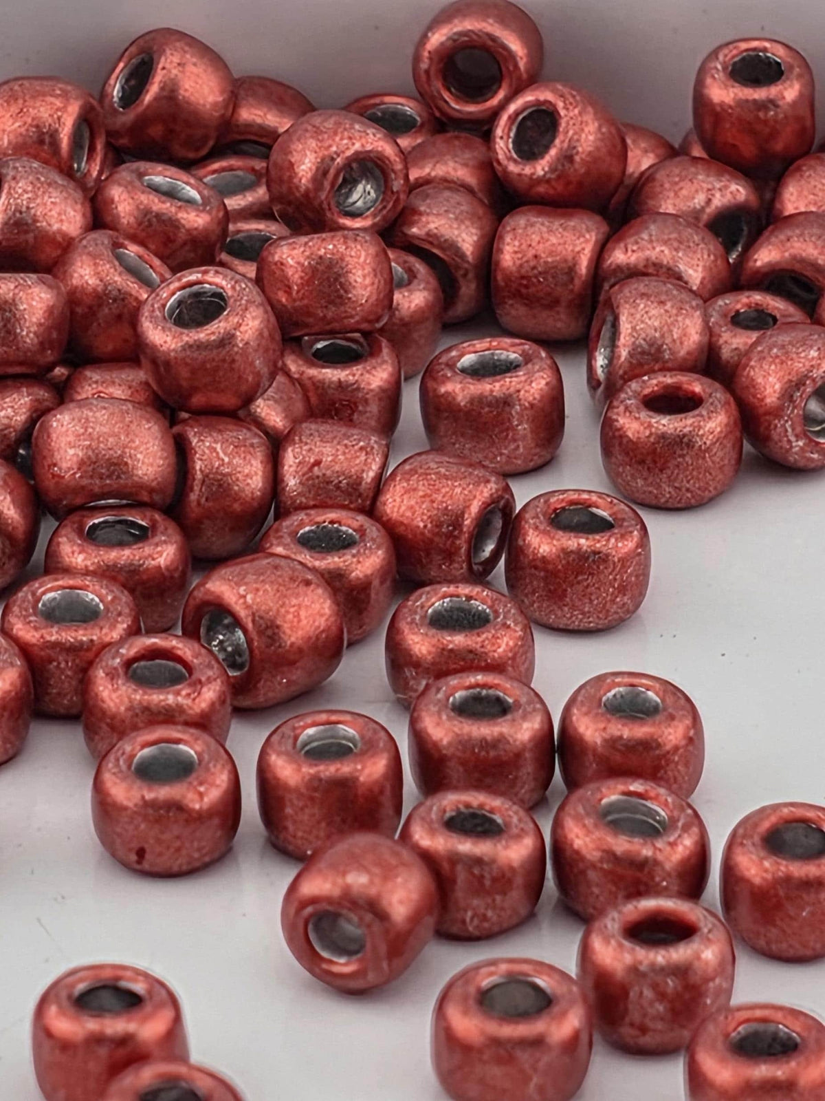 Toho Round 6/0 Hybrid Colortrends, Metallic Aurora Red | Glass Beads | 2.5 Tube