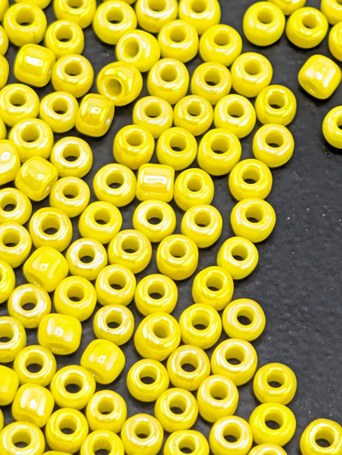 Matsuno Round Beads, Opaque Rainbow Yellow, #8 Round | 8/0 | 15g Pack