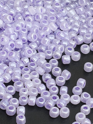 8234SB Opaque Ceylon Pastel Lilac 8/0 (15g pkg)