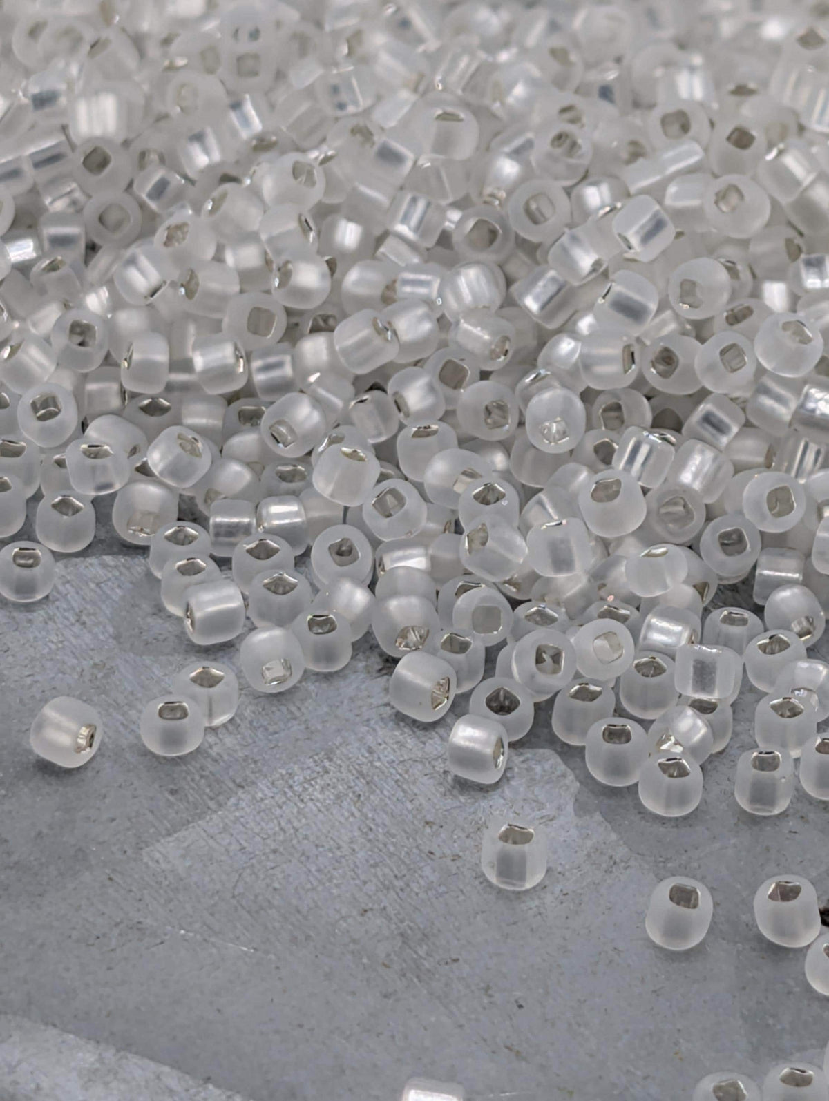 Clear Translucent Matte Silver-Lined Matsuno Seed Beads | Size 11/0 (2mm) | 15g, ~1650 pcs