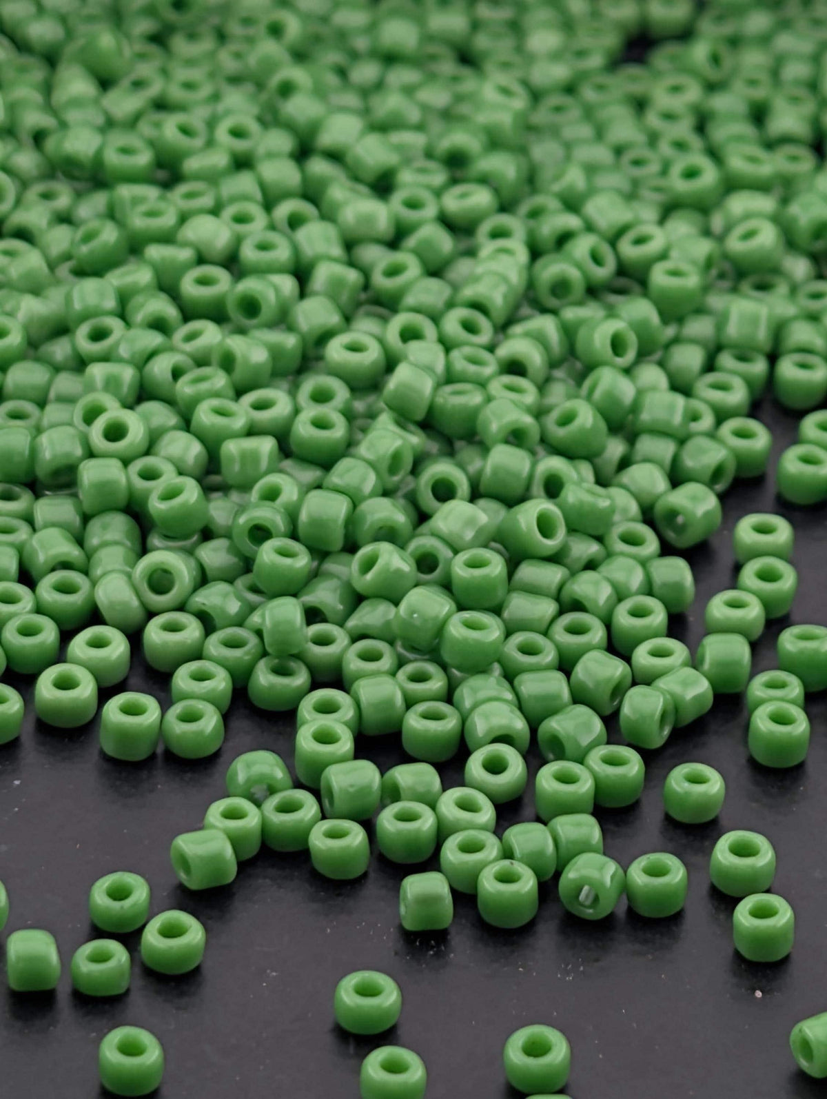 Green Opaque Matsuno Seed Beads | Size 11/0 (2mm) | 15g, ~1650 pcs