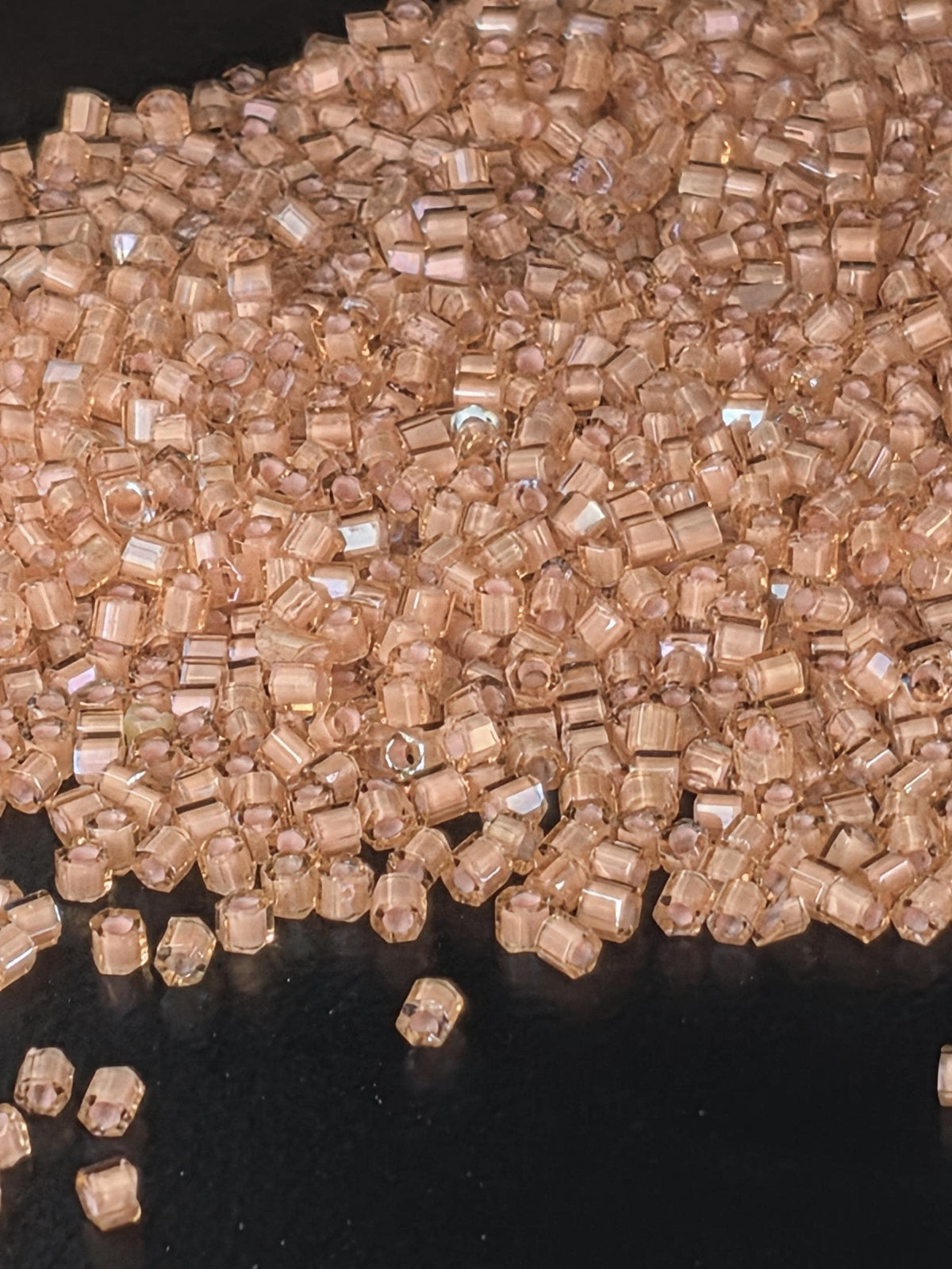 Toho Hexagon 15/0 Seed Beads | Inside-Color Lt Topaz/Peach-Lined, 2.5" Tube