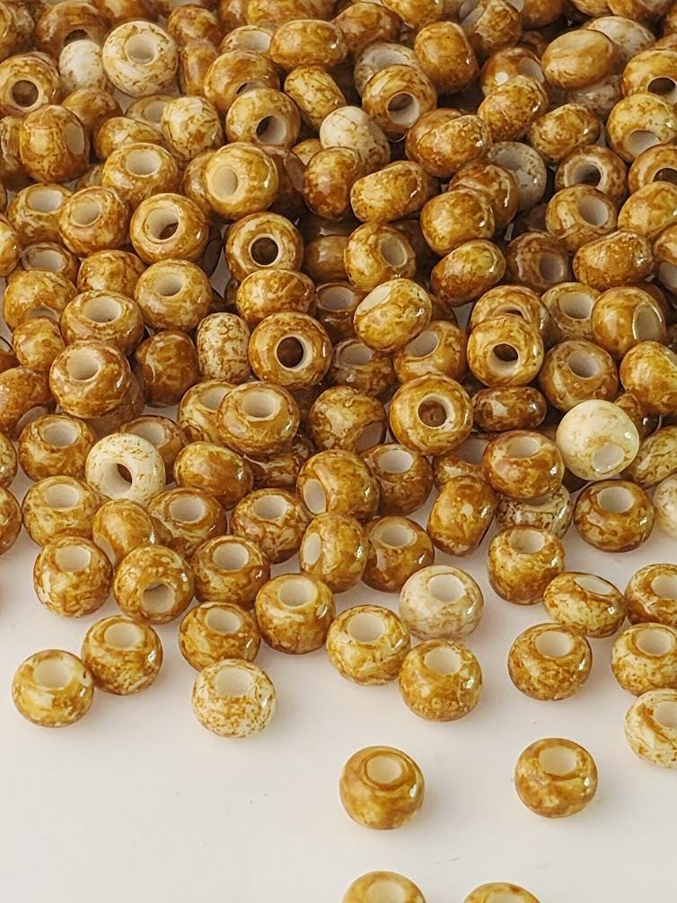 Opaque Cream Tavertine White | Size 8 | 15g | Preciosa-Ornela Glass Seed Beads