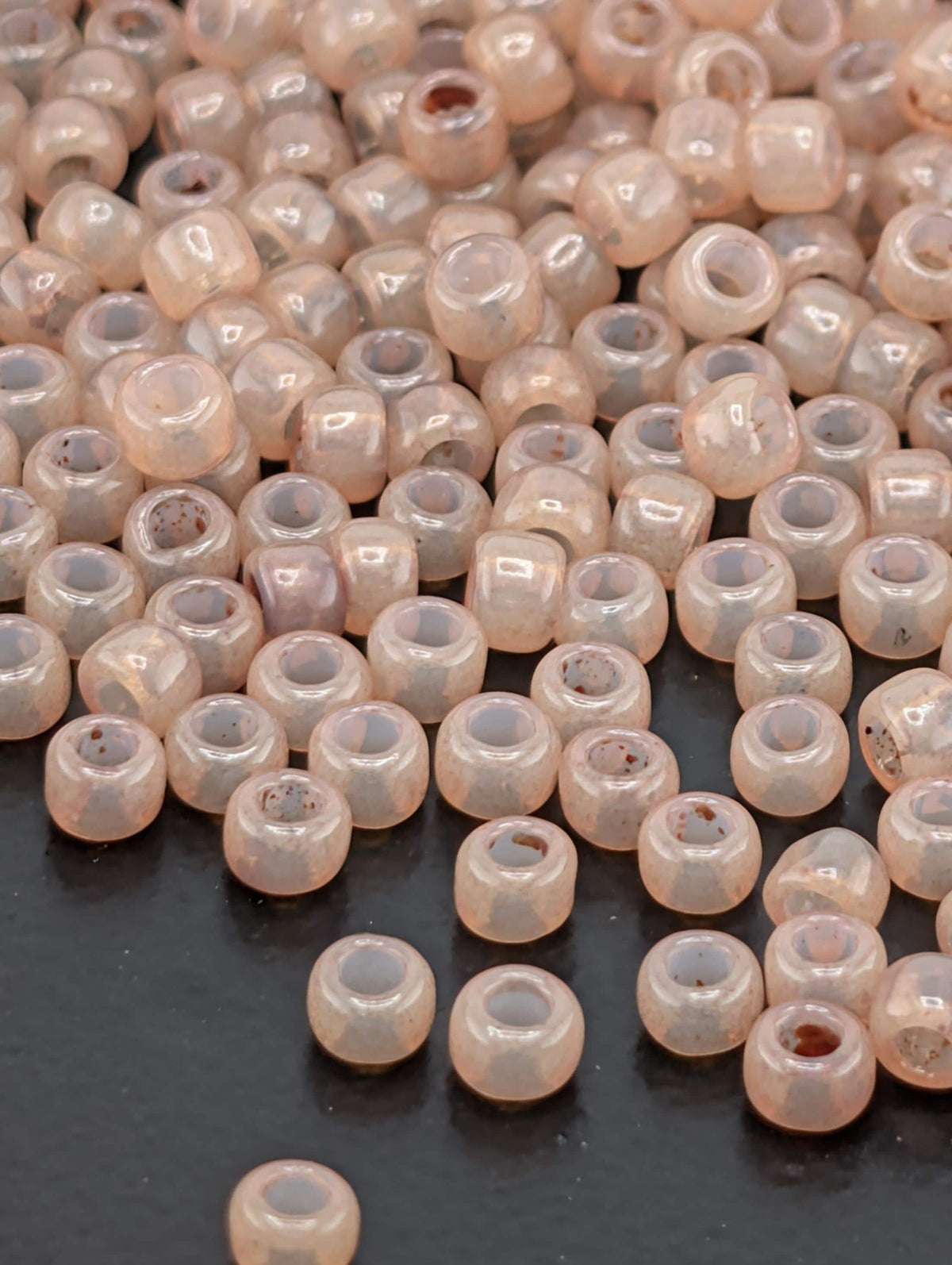 HYBRID ColorTrends: Milky - Hazelnut Size 8/0 Toho Round 2.5" tube
