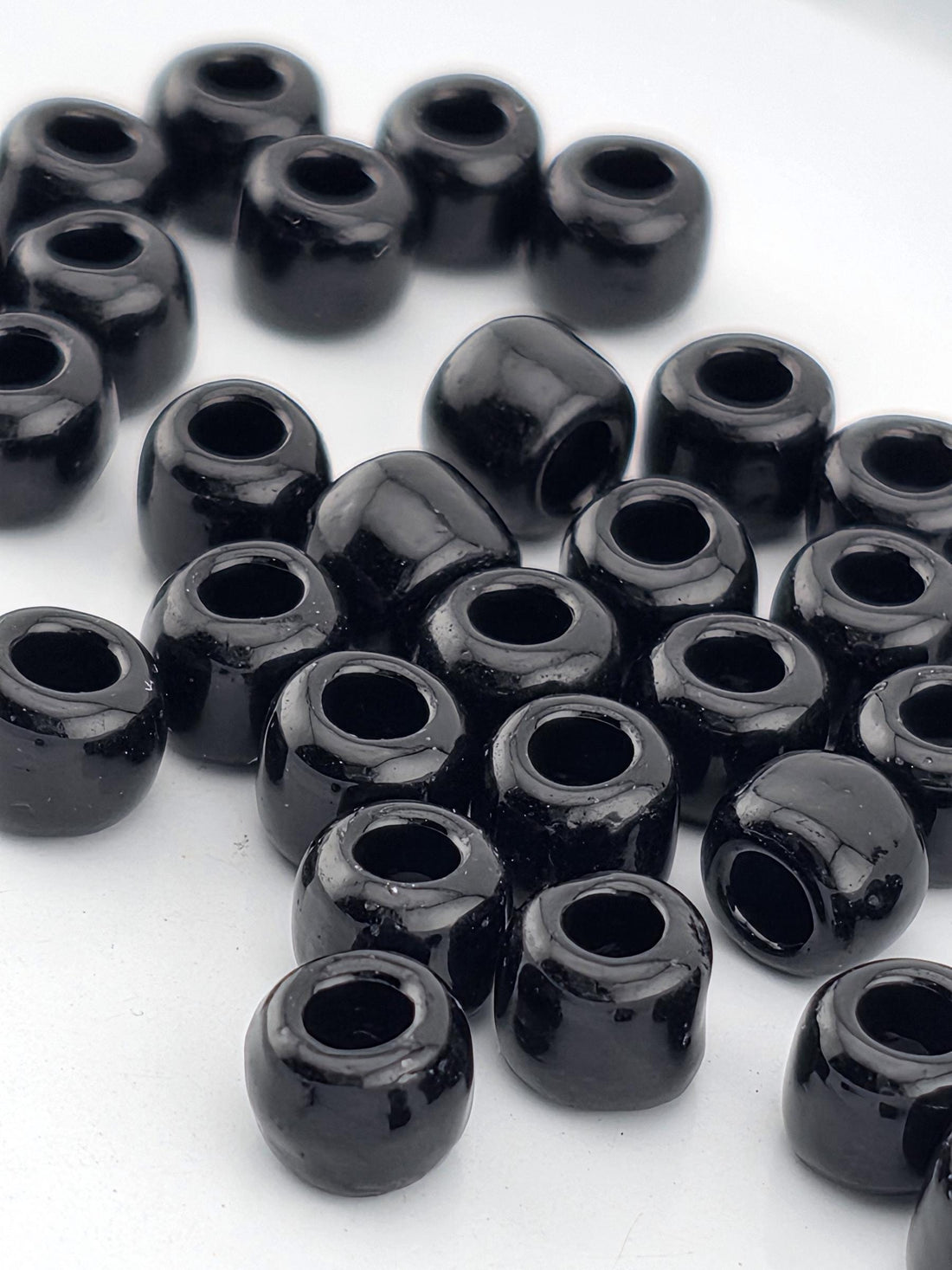Toho Round Beads, Opaque Jet | 3/0 | 8g Pack
