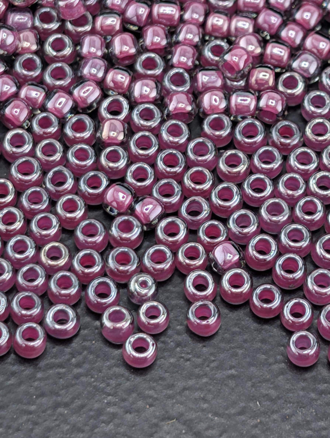 Toho Seed Beads, Gray Magenta Lined | Round Glass | 11/0 Size